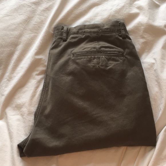 J. Crew Other - Jcrew broken in urban slim chino 32x32